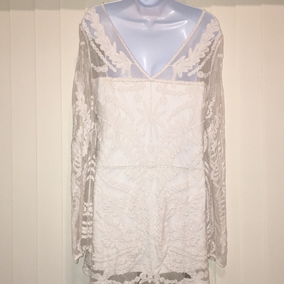 Lace Long Sleeve Dress - Picture 4 of 8